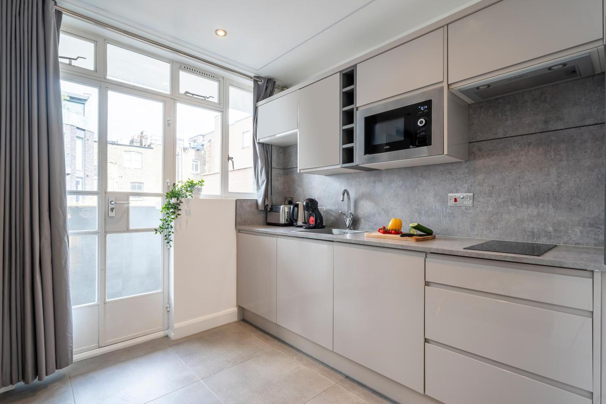 Stay At Whitfield Street Лондон Экстерьер фото